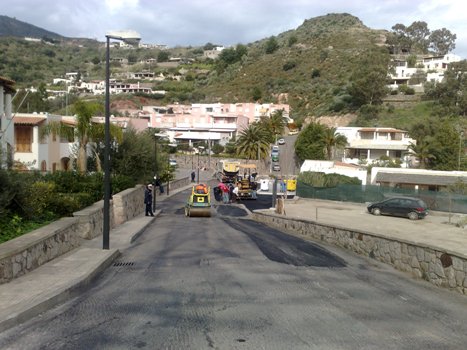 S.Lucia-Valle, bitumazione strade