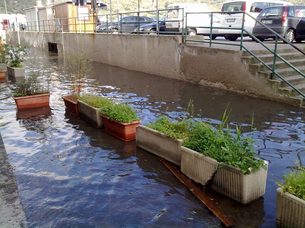 Sottomonastero, " si blocchino i lavori"