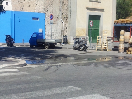 Lipari, le fogne non ce la fanno più