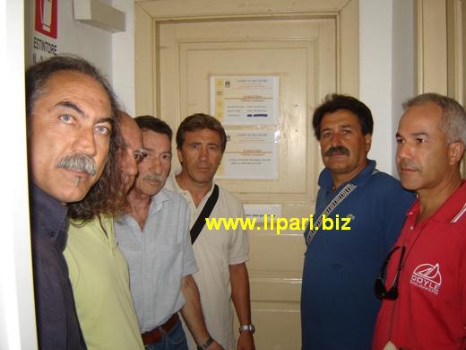 Ufficio condono chiuso da settimane