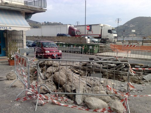 Via Amendola, normalità entro pochi giorni 